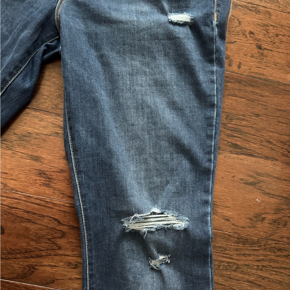 Distressed Blue Jeans - Picture 6 of 16